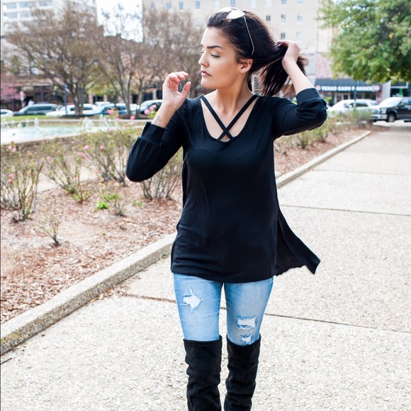 Long Sleeve Criss Cross Top - Picture 2 of 5